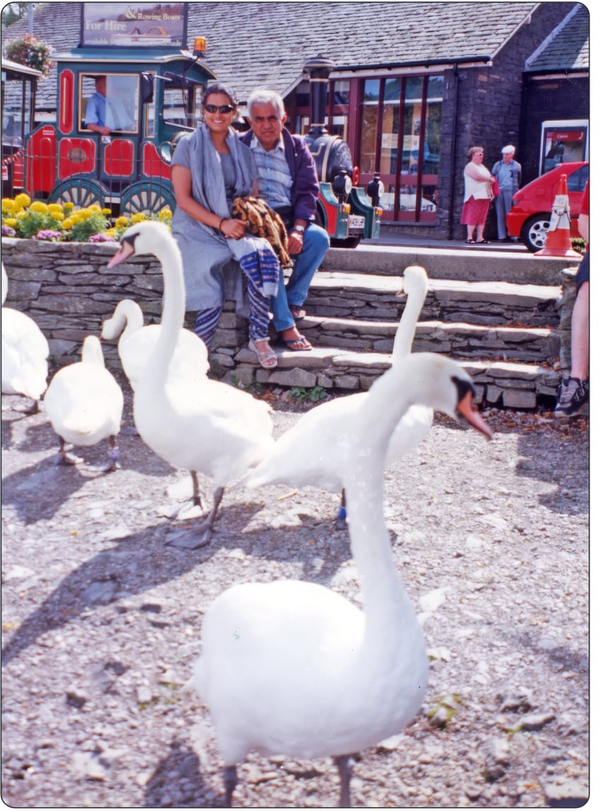 Vandana and Promesse in Manchester, with swans
