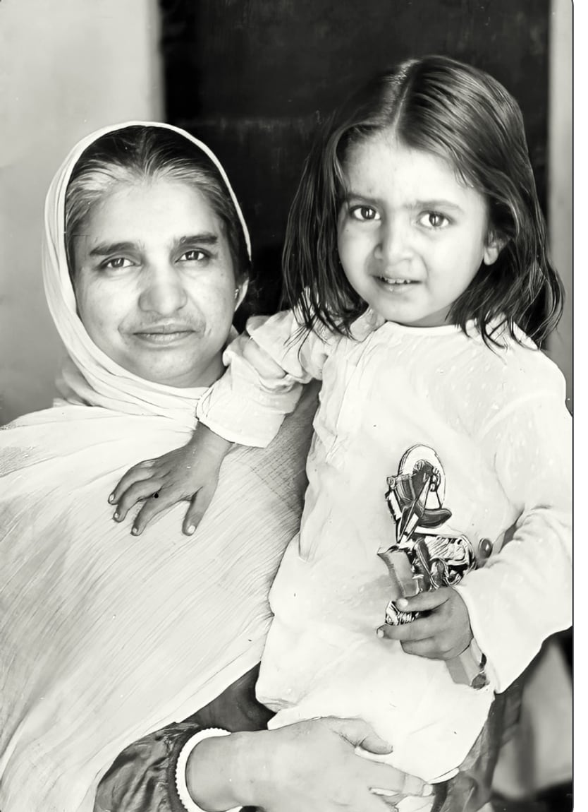 Promesse with his mother Dayawati Jauhar