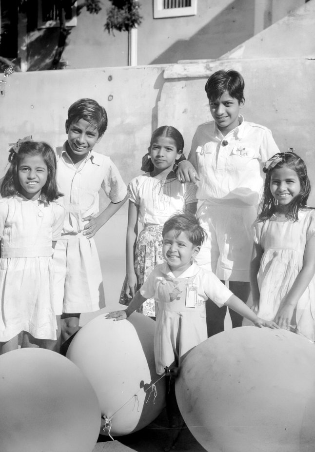 Promesse with Kokila, Jitendra, Chitra, Tara & Purnima