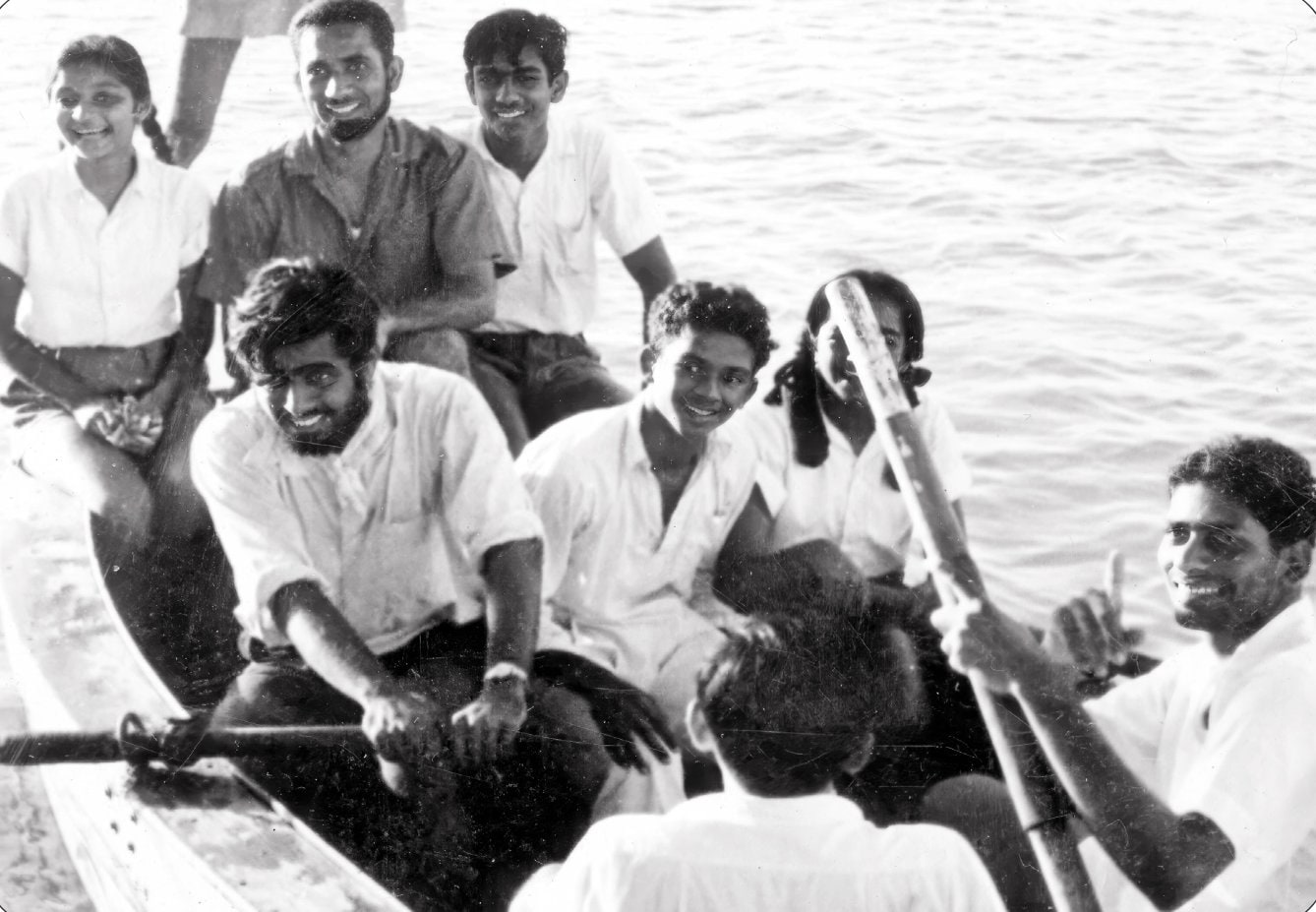 Savitri, Vijendra, Victor, Promesse, Bokul & Mahendra