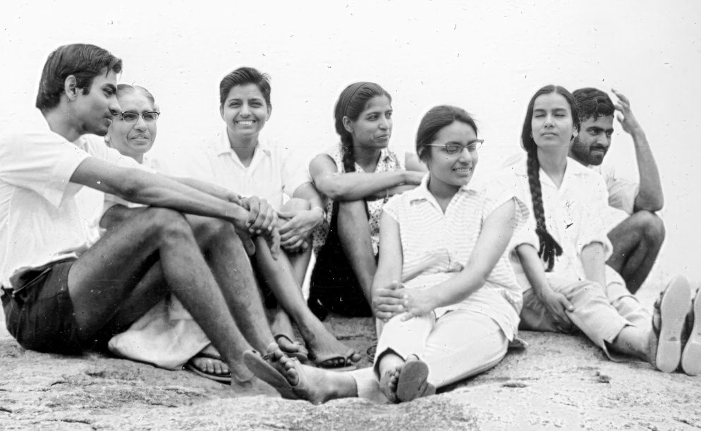 Victor, Dayawati, Tara, Lata, Renu, Chitra & Promesse