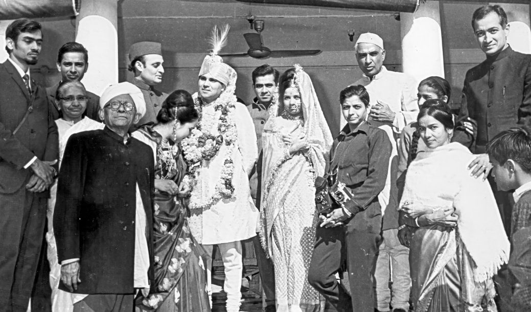 Promesse with family & Karan Singh at the wedding of Purnima & Kewi