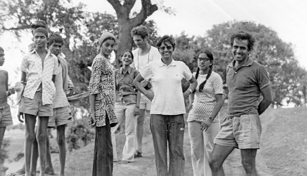 Promesse with Vandana, Vilas, Eckhart, Tara & Pinu